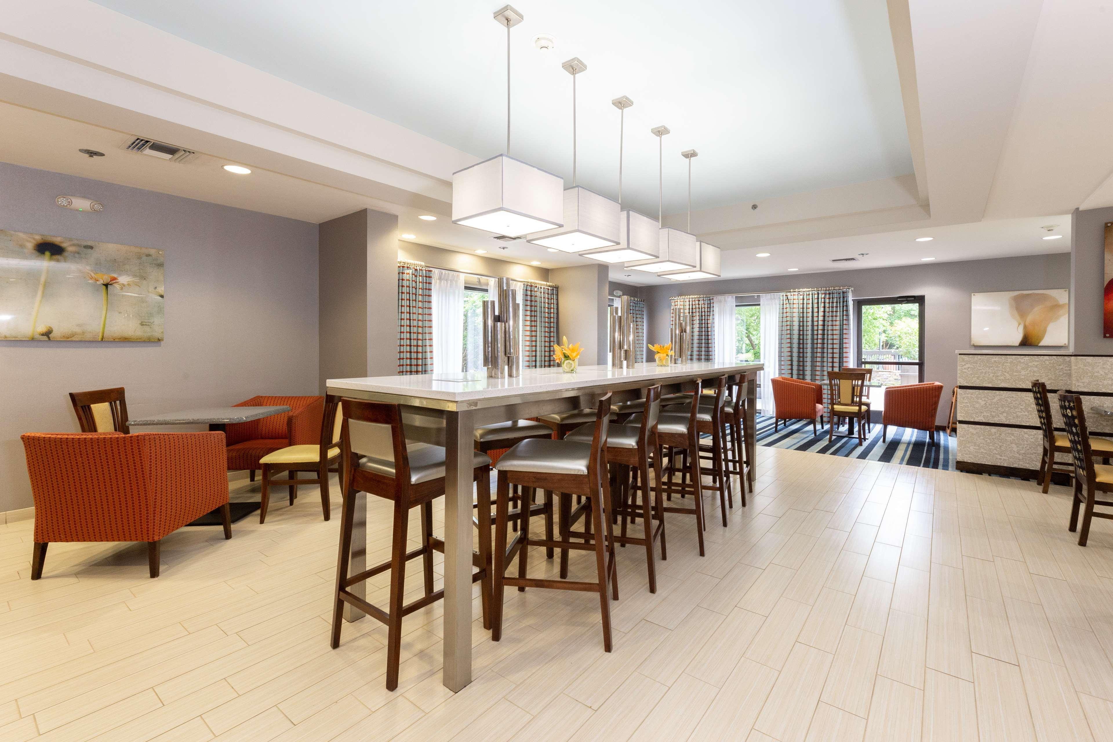 Hampton Inn Columbia I-26/Harbison Blvd מראה חיצוני תמונה