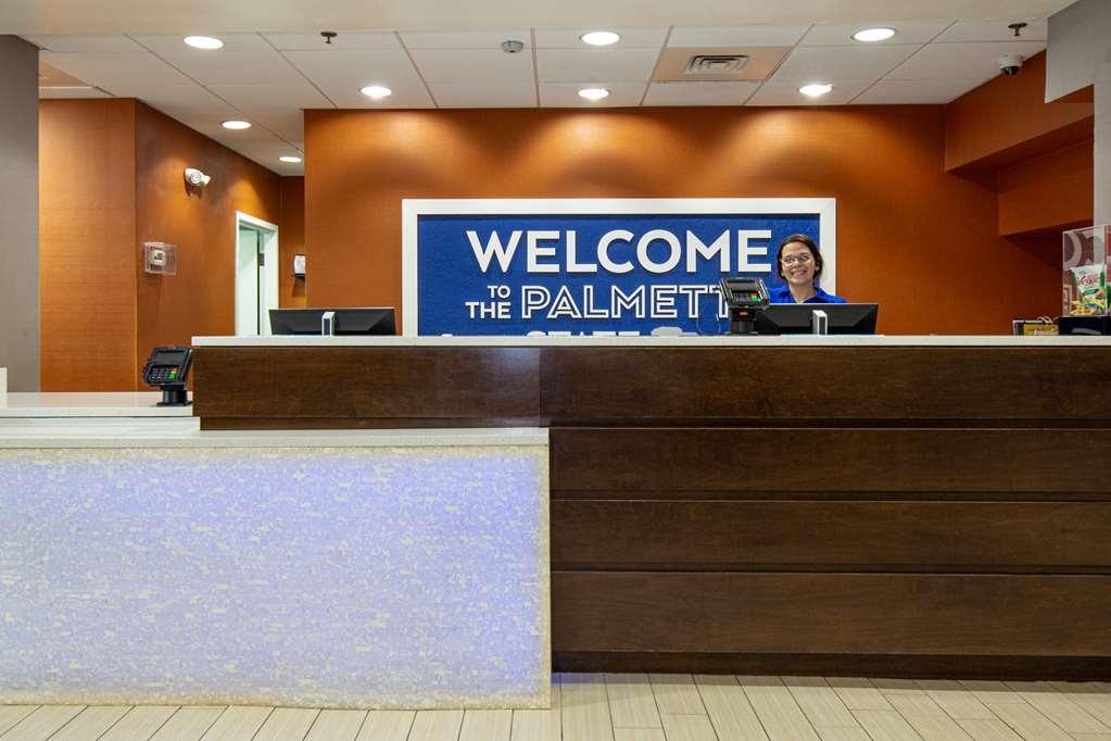 Hampton Inn Columbia I-26/Harbison Blvd מראה חיצוני תמונה