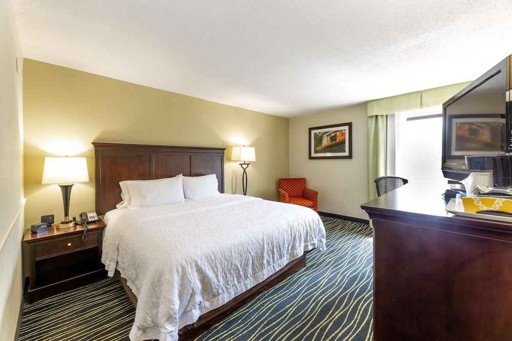 Hampton Inn Columbia I-26/Harbison Blvd מראה חיצוני תמונה