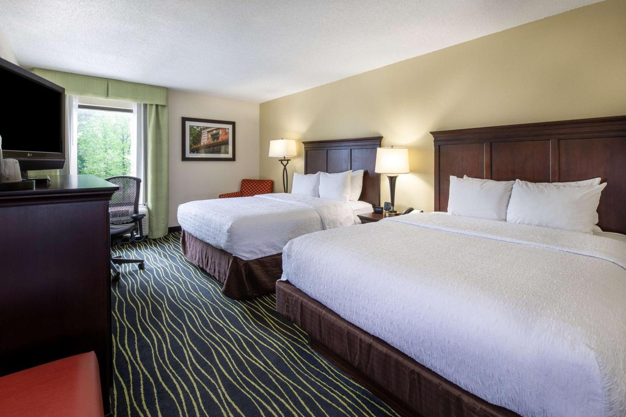 Hampton Inn Columbia I-26/Harbison Blvd מראה חיצוני תמונה
