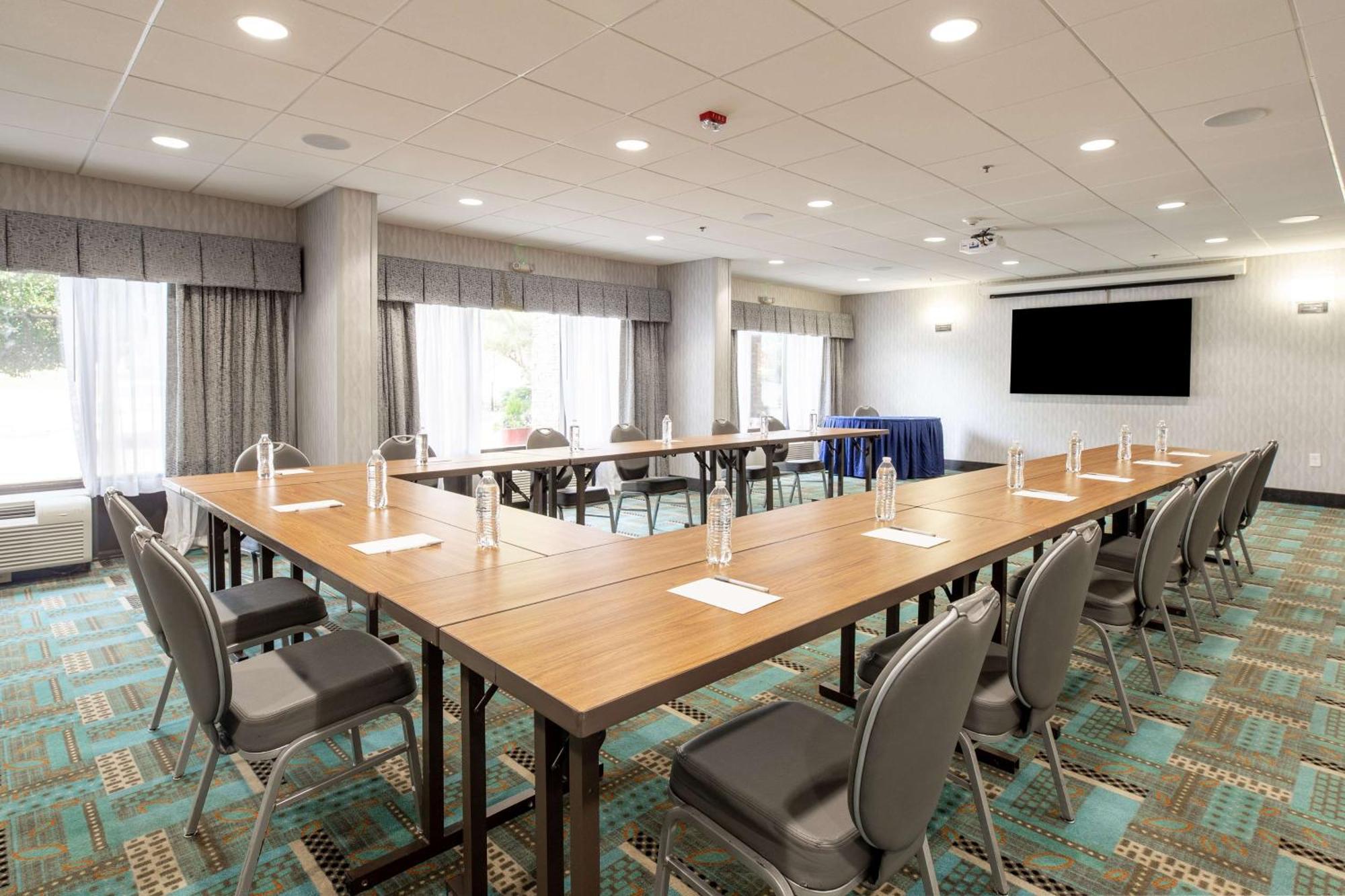 Hampton Inn Columbia I-26/Harbison Blvd מראה חיצוני תמונה