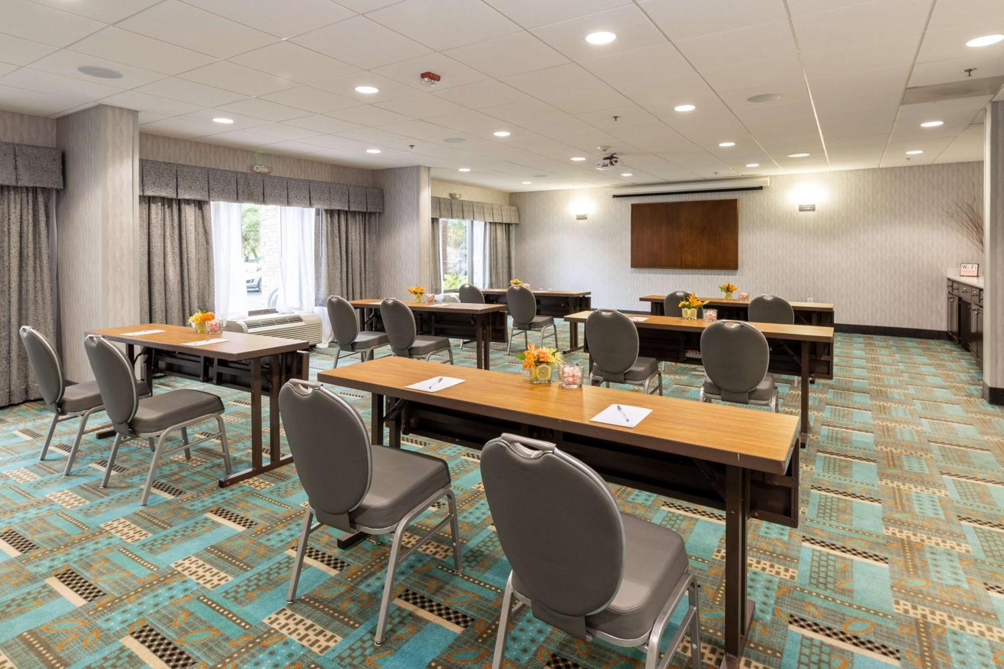 Hampton Inn Columbia I-26/Harbison Blvd מראה חיצוני תמונה
