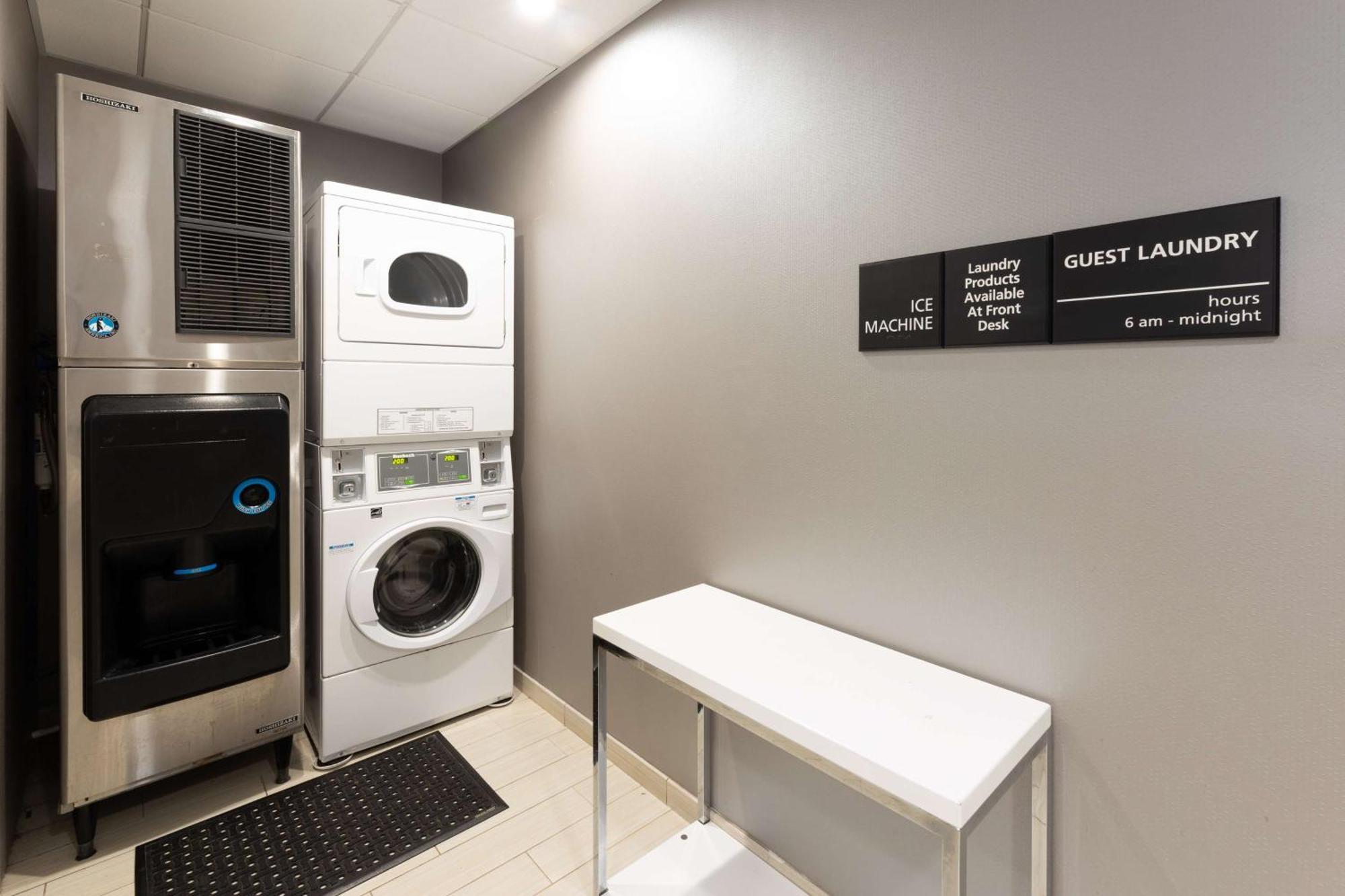 Hampton Inn Columbia I-26/Harbison Blvd מראה חיצוני תמונה