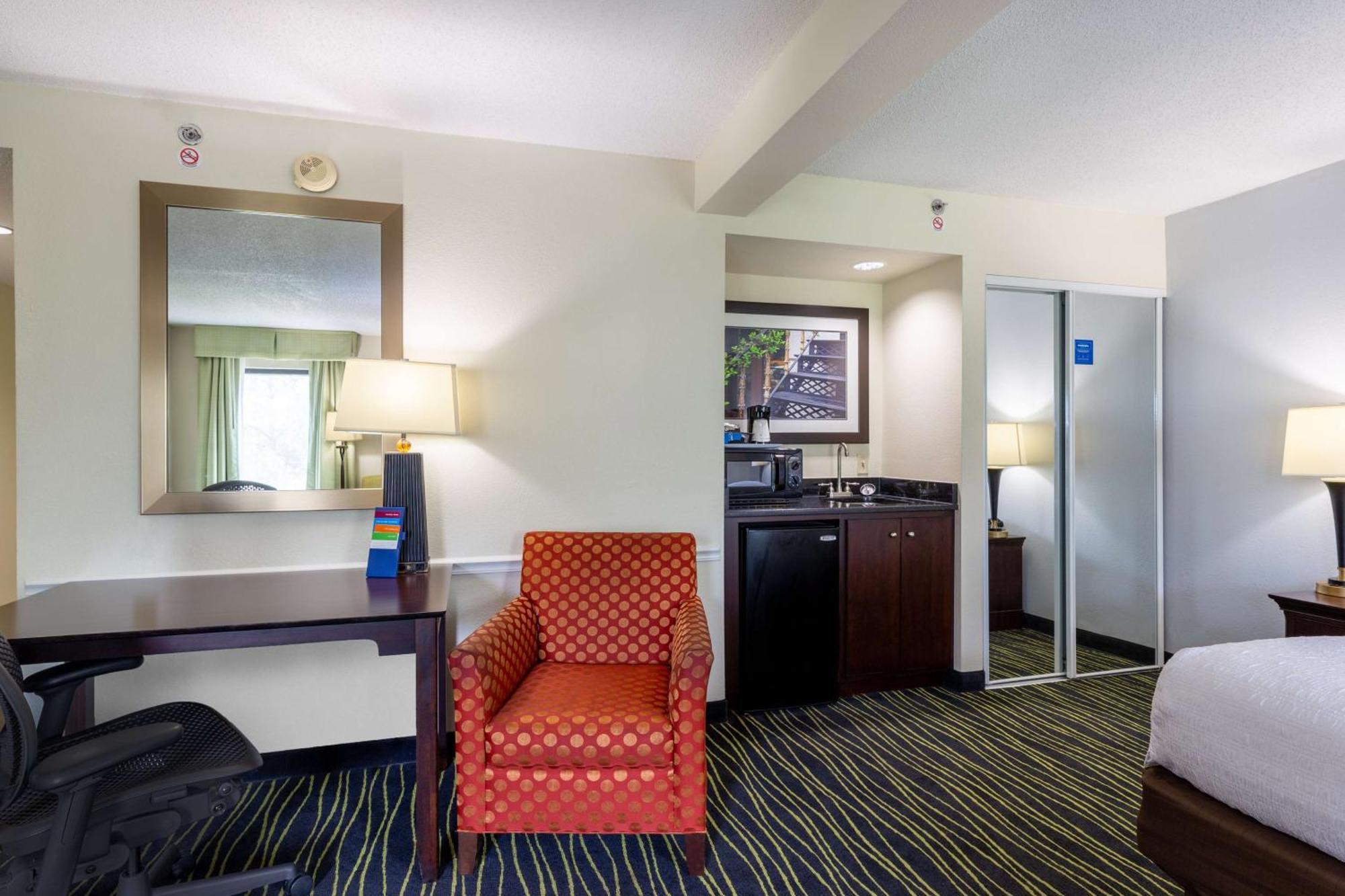 Hampton Inn Columbia I-26/Harbison Blvd מראה חיצוני תמונה